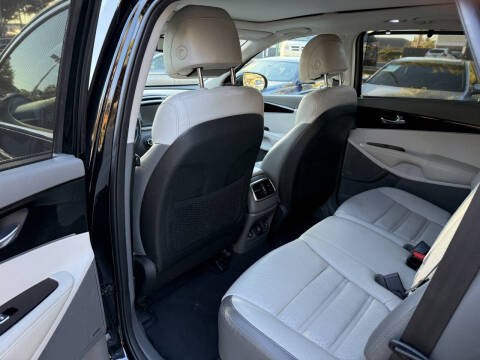 2017 Kia Sorento SX V6