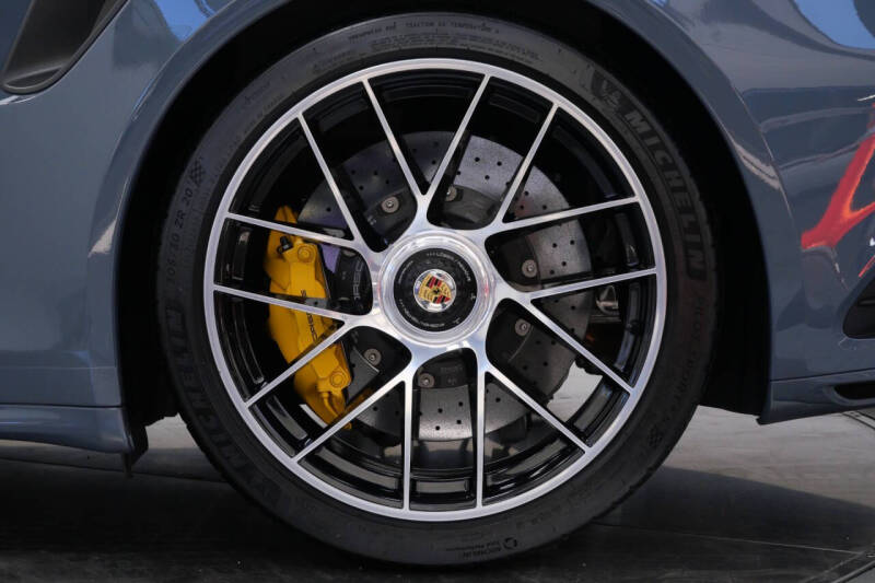 2017 Porsche 911 Turbo S