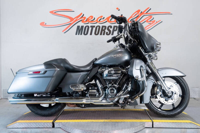 2017 Harley-Davidson Street Glide Special