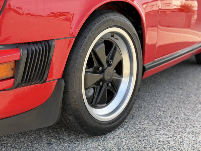 1988 Porsche 911 Carrera