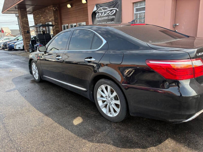 2010 Lexus LS 460