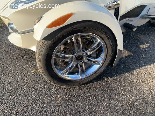 2012 Can-Am SPYDER RT MIMITED SE5