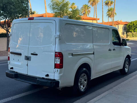 2017 Nissan NV