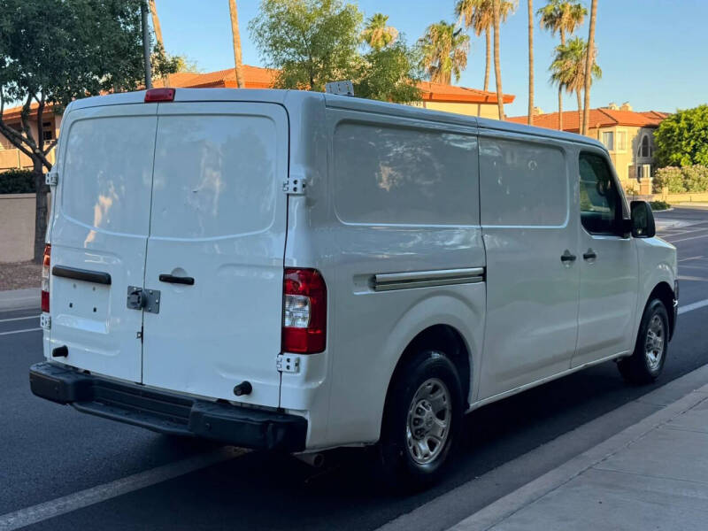 2017 Nissan NV