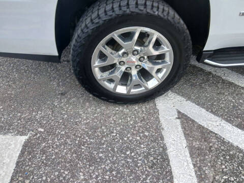 2017 GMC Yukon SLT