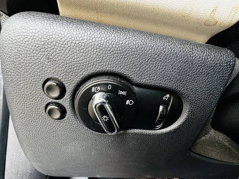 2015 MINI Hardtop 4 Door Cooper