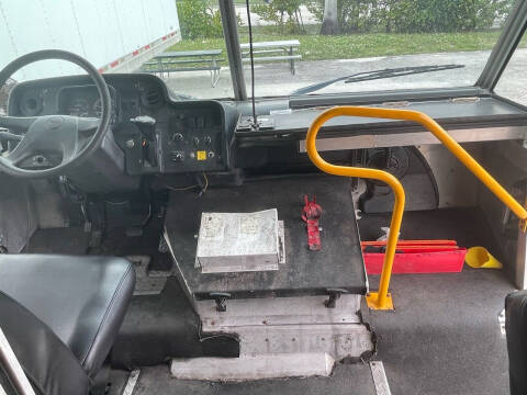 2011 Freightliner MT45 Chassis