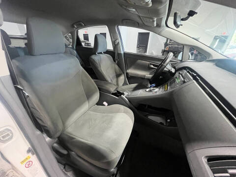 2011 Toyota Prius Two