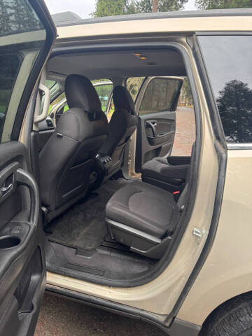 2012 Chevrolet Traverse LT