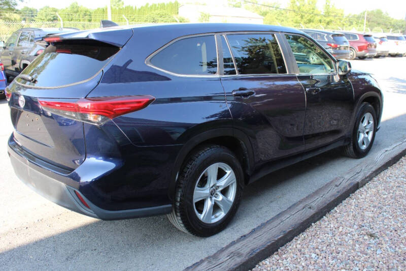 2023 Toyota Highlander L