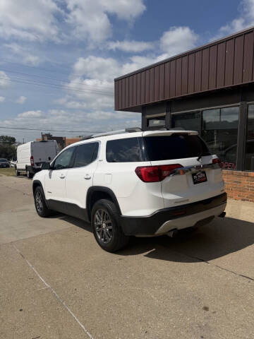 2017 GMC Acadia SLT-1