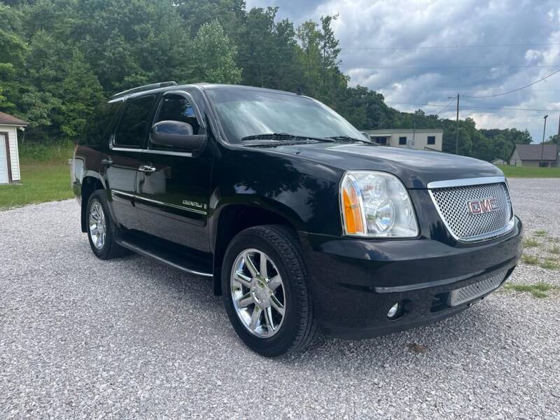 2008 GMC Yukon for sale at Automobile Gurus LLC in Knoxville TN