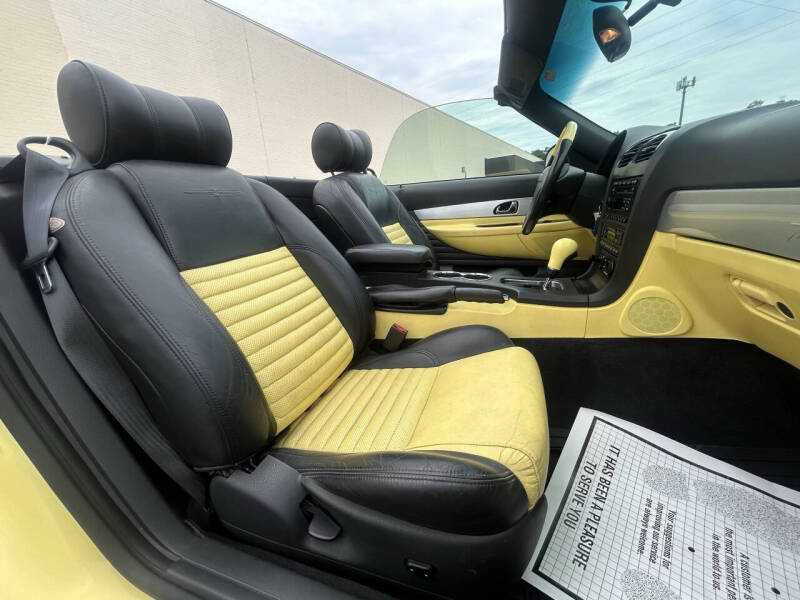 2002 Ford Thunderbird Deluxe