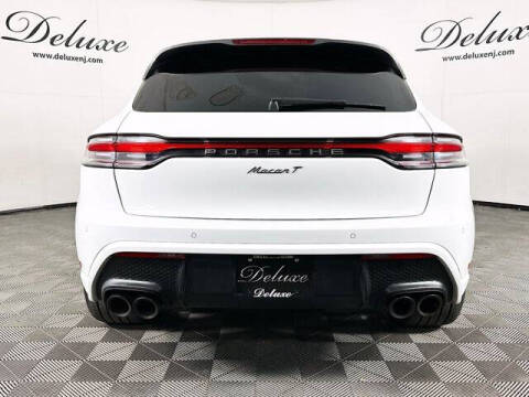 2023 Porsche Macan T