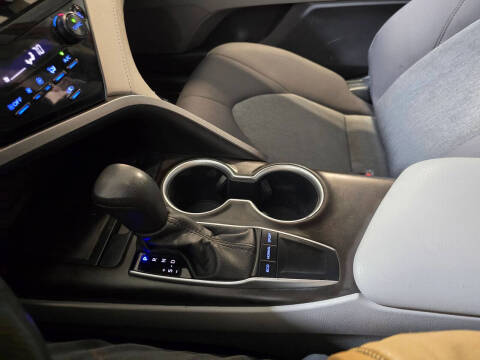 2022 Toyota Camry LE