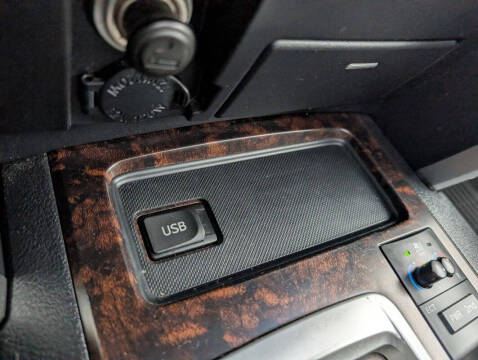 2013 Toyota Land Cruiser