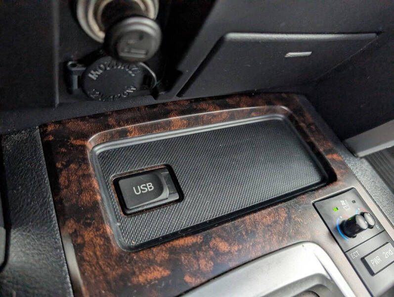 2013 Toyota Land Cruiser