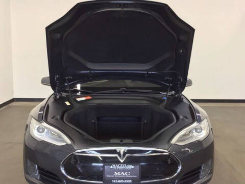 2015 Tesla Model S 70