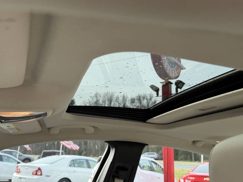 2017 Chrysler 200 Limited