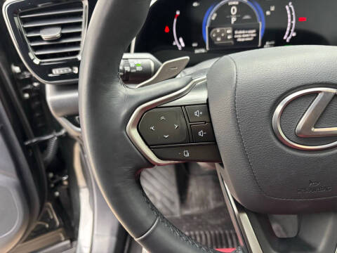 2025 Lexus NX 350h Premium