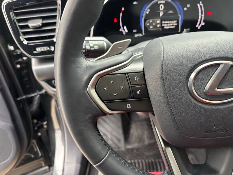 2025 Lexus NX 350h Premium