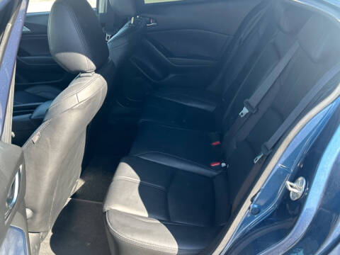 2017 Mazda MAZDA3 Touring