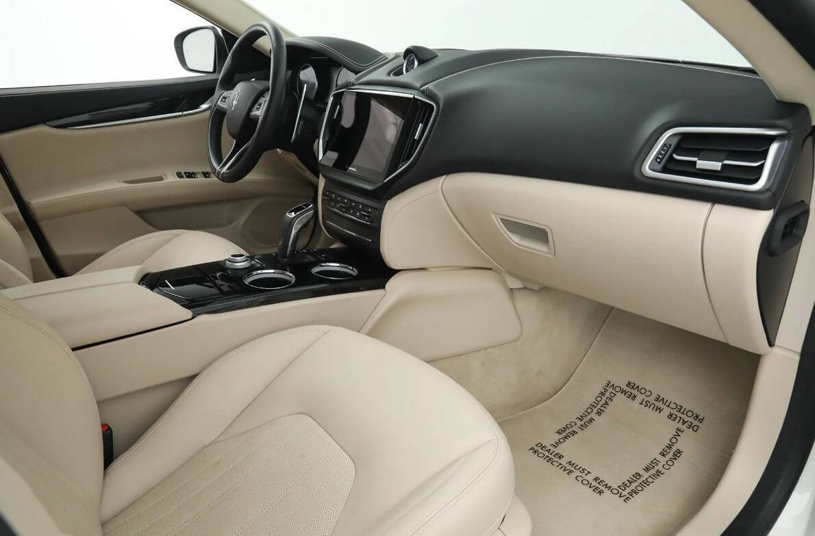 2022 Maserati Ghibli 20