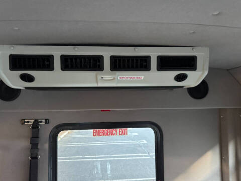 2013 Ford E-Series E-450 SD