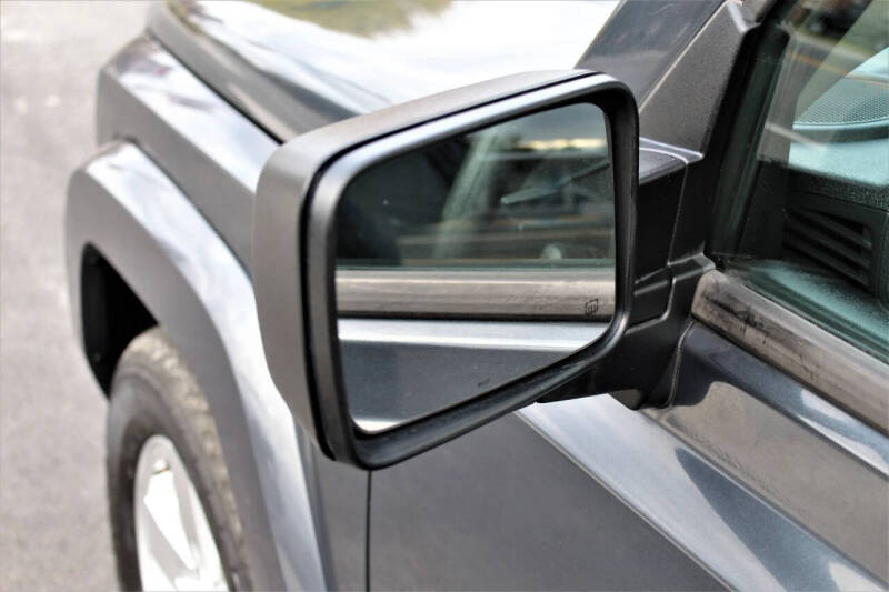 2008 Jeep Commander Sport