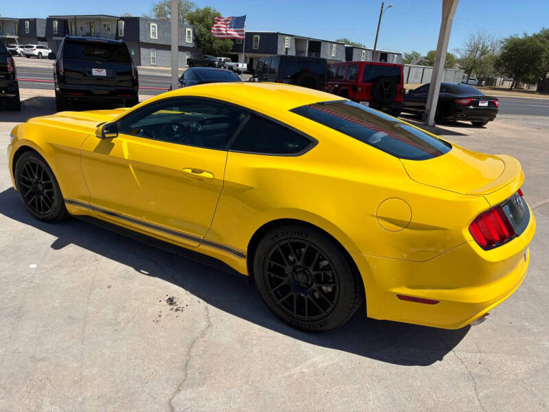 2015 Ford Mustang V6