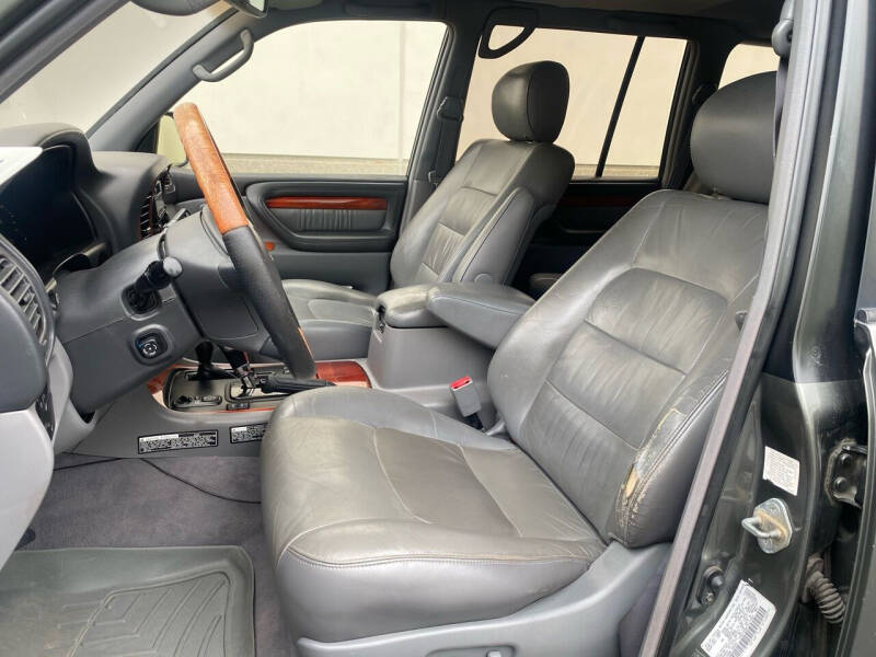 2000 Lexus LX 470