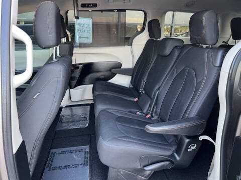 2018 Chrysler Pacifica Touring Plus