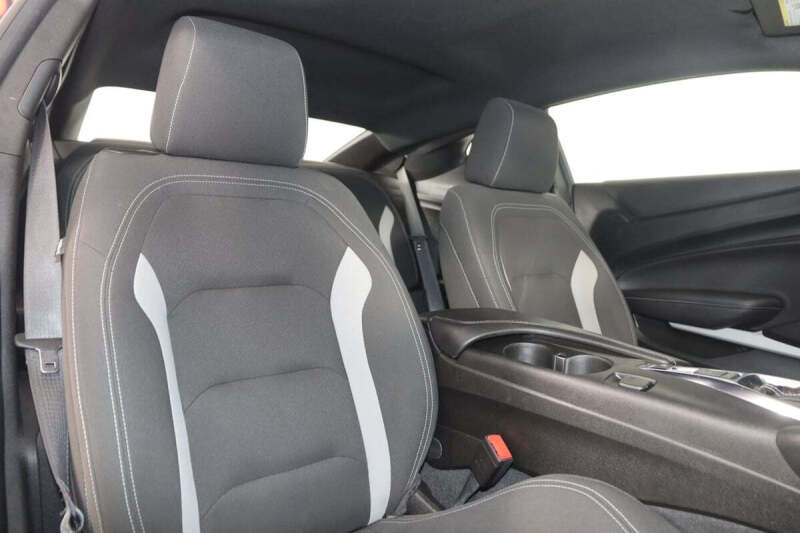 2021 Chevrolet Camaro LT1