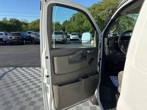 2020 Chevrolet Express 2500