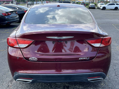 2015 Chrysler 200 S