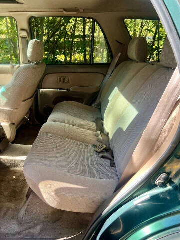 1999 Toyota 4Runner SR5