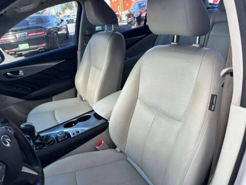 2017 Infiniti Q50 3.0T Sport