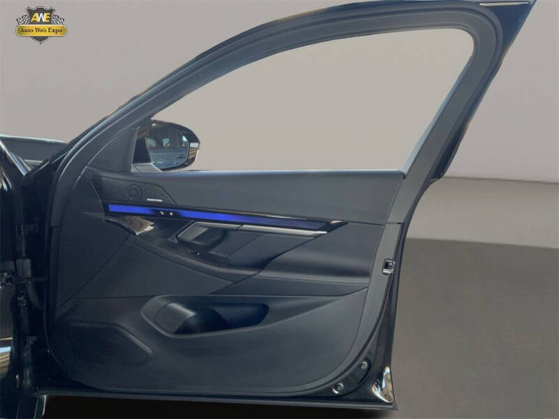 2024 BMW i5 eDrive40