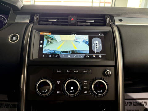 2020 Land Rover Discovery Landmark Edition