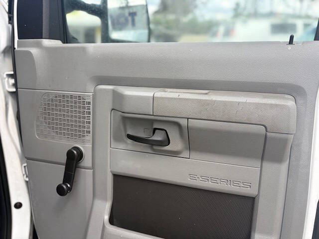 2011 Ford E-Series