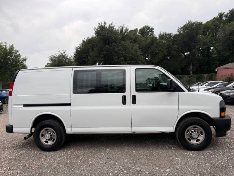 2021 Chevrolet Express 2500