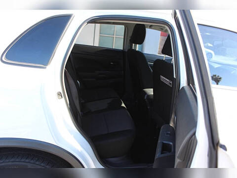 2016 Mitsubishi Outlander Sport 2.4 SE