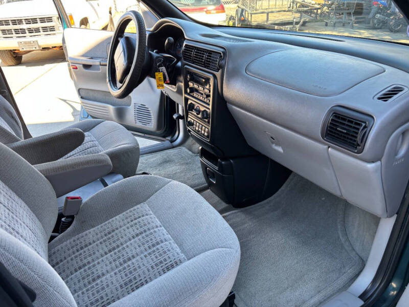 2000 Chevrolet Venture LT