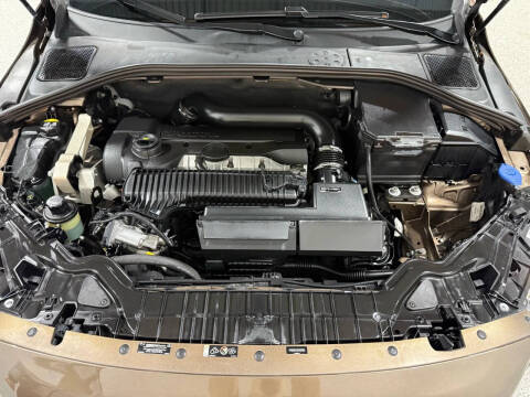 2016 Volvo V60 Cross Country T5