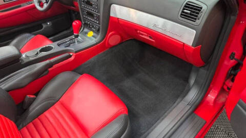 2002 Ford Thunderbird Deluxe