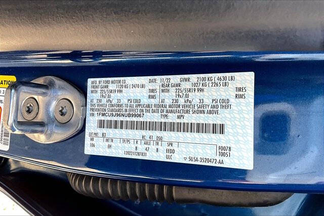 2022 Ford Escape Titanium