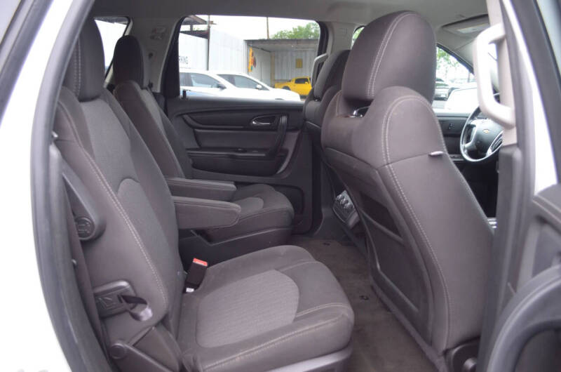 2017 Chevrolet Traverse LT
