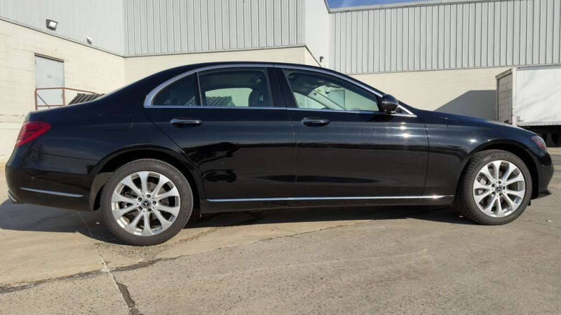 2017 Mercedes-Benz E-Class E 300 4MATIC