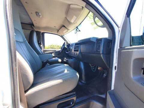 2015 Chevrolet Express 2500