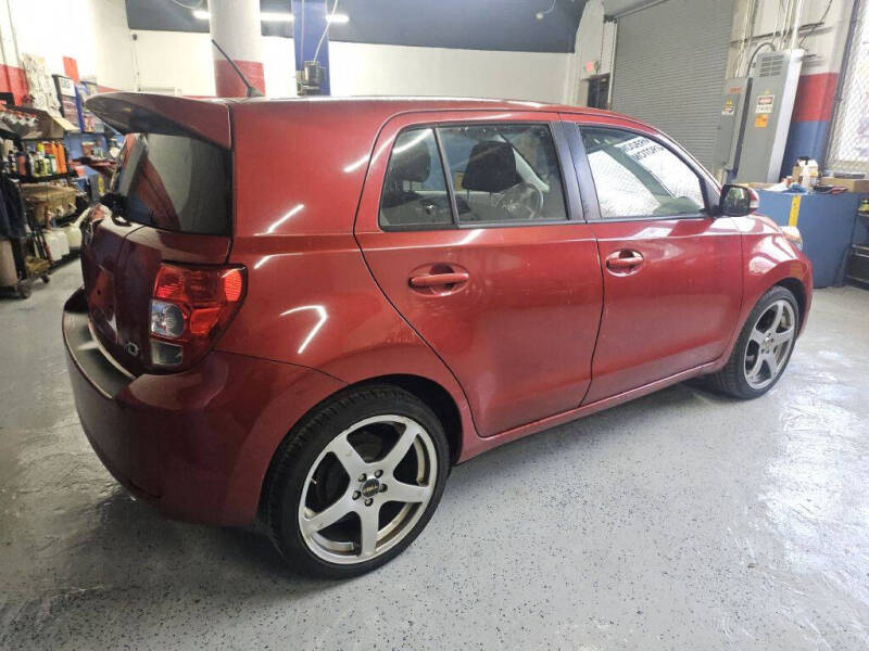 2009 Scion xD